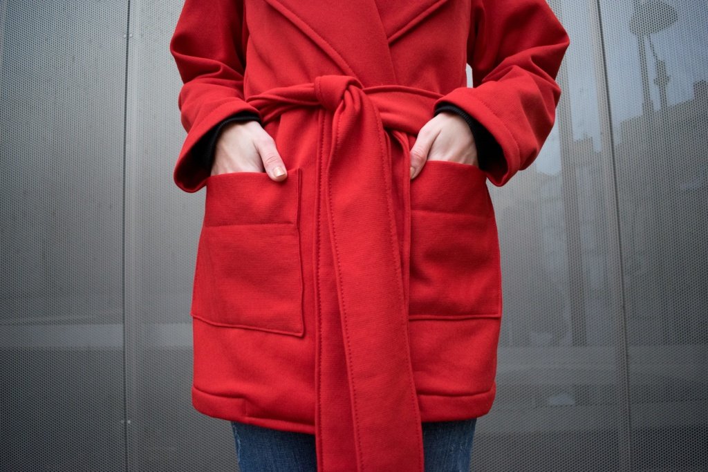 Cómo hacer un abrigo o chaqueta de mujer. Patrón BURDA EASY.