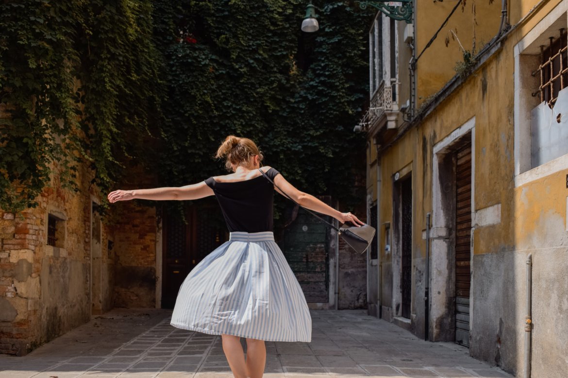 CÓMO HACER UNA FALDA DE TABLAS PASO A PASO 